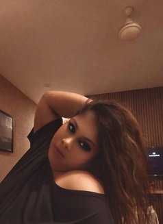 Rai - puta in Kolkata Photo 8 of 10