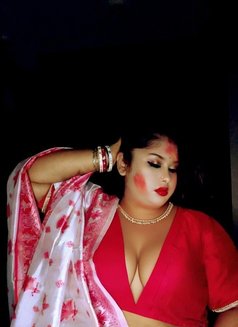 Rai - escort in Kolkata Photo 3 of 20