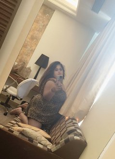 Rai - escort in Kolkata Photo 8 of 20