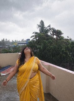 Rai - escort in Kolkata Photo 3 of 13