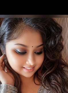 Rai - escort in Kolkata Photo 7 of 13