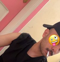 Raid massage رايد للمساج - Male escort in Riyadh