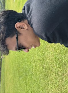 Raihan - Male escort in Bali Photo 4 of 4