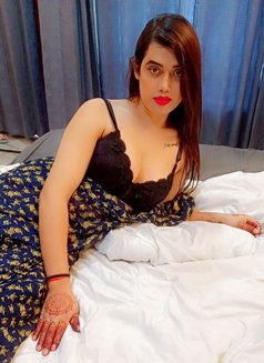 Raima - Transsexual escort in Bangalore Photo 2 of 5