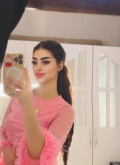 Raimh - escort in Jeddah Photo 6 of 7