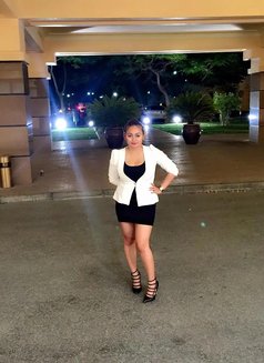 Rain - escort in Manila Photo 8 of 16