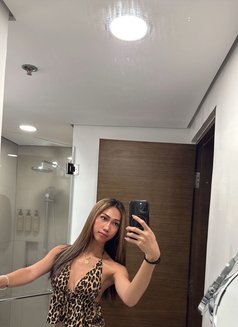 RAINE(Cam show/Meet up / Ts Manila - Transsexual escort in Makati City Photo 5 of 19