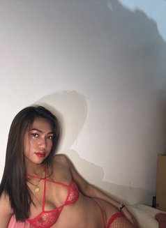 RAINEXXX - Transsexual escort in Manila Photo 3 of 20