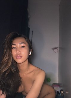 RAINEXXX - Transsexual escort in Manila Photo 16 of 20