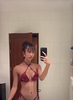 Raine - Transsexual escort in Manila Photo 29 of 29
