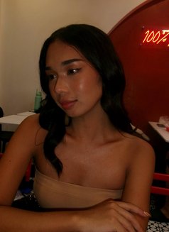 Raine Marie - Transsexual escort in Manila Photo 6 of 8