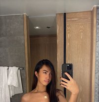 RAINEXXX - Acompañantes transexual in Manila Photo 12 of 15