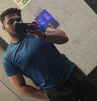 Raion Op - Male escort in Mumbai