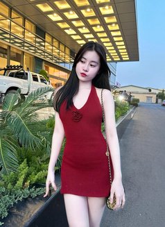 Raisa - puta in Jakarta Photo 5 of 9