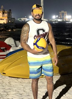 Raiya's last week - Acompañantes masculino in Colombo Photo 11 of 11