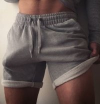 Raj Arora - masseur in New Delhi