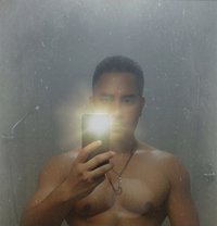 Raj Arora - masseur in New Delhi