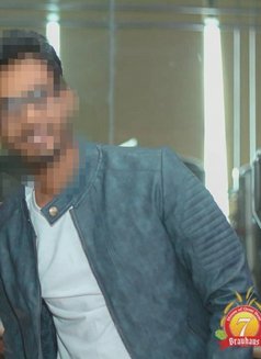 Raj - Acompañantes masculino in New Delhi Photo 1 of 1