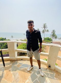 Raj Independent - Acompañantes masculino in Mumbai Photo 4 of 4