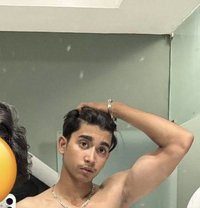 Abhinav - Acompañantes masculino in New Delhi