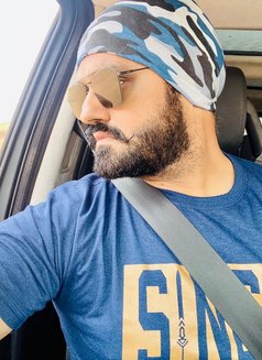 Raj - Male escort in Dubai Photo 2 of 3