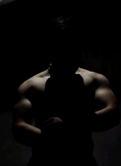 Raj - Male escort in Dubai Photo 1 of 2