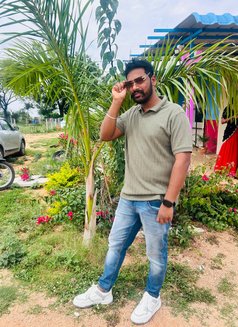 Raj - Male adult performer in Hyderabad Photo 1 of 2