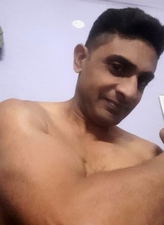 SHIVAM - Male escort in Kolkata Photo 5 of 9