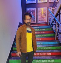 Raj - masseur in Kolkata