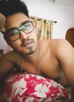 Raj - Male escort in Kolkata Photo 4 of 4