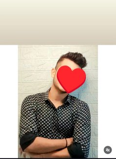 Rajendra - Male escort in Mumbai Photo 2 of 3