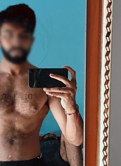 Raj - Male escort in New Delhi Photo 3 of 3