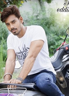 Raj - Male escort in New Delhi Photo 1 of 5