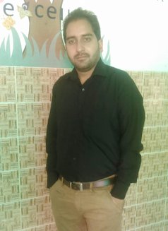 Raj - Male escort in New Delhi Photo 3 of 3