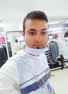 Raj Khan - Acompañantes masculino in Bangalore Photo 1 of 3