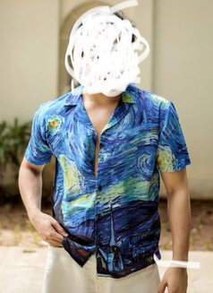 Raj S - masseur in Mumbai Photo 1 of 2
