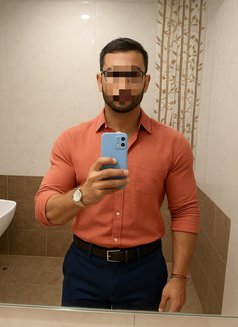 Raj (Secret Wala Dost) - Acompañantes masculino in Raipur Photo 2 of 2