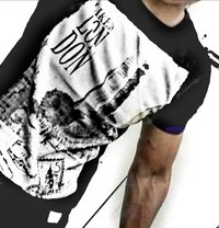 Thick Veins - Acompañantes masculino in New Delhi