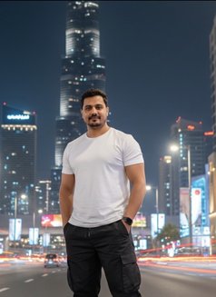 Raja 24x7 service - Male escort in New Delhi Photo 3 of 4