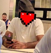 Alone boy - Male escort in Dubai