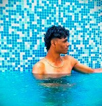 Raja - Intérprete masculino de adultos in Chennai