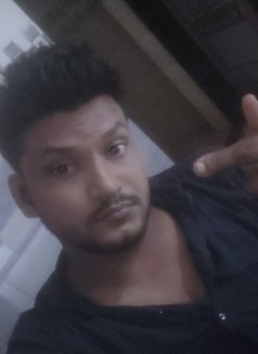 Raja - Male escort in Mumbai Photo 3 of 5