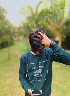 Raja - Male escort in Pune Photo 3 of 4