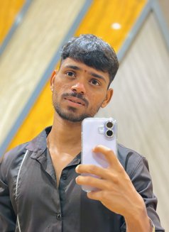 Raja - Acompañantes masculino in Pune Photo 10 of 13