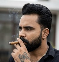 Mahendra -Female Contact Me - Male escort in Kolkata