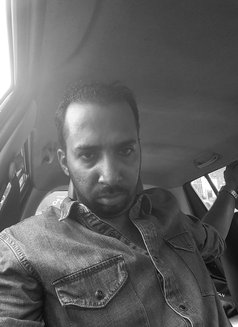 Rajat - Male escort in Al Manama Photo 1 of 1