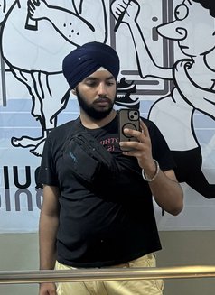Rajbir - Male escort in Pune Photo 1 of 5