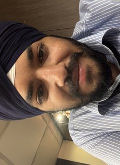 Rajbir - Male escort in Pune Photo 2 of 5