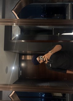 Rajbir - Male escort in Pune Photo 3 of 5