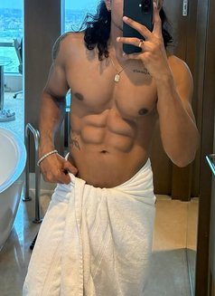 Rajdeep Male Escort - Male escort in Kolkata Photo 4 of 4